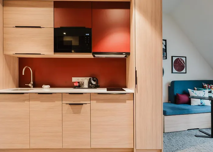 Hampton By Hilton West