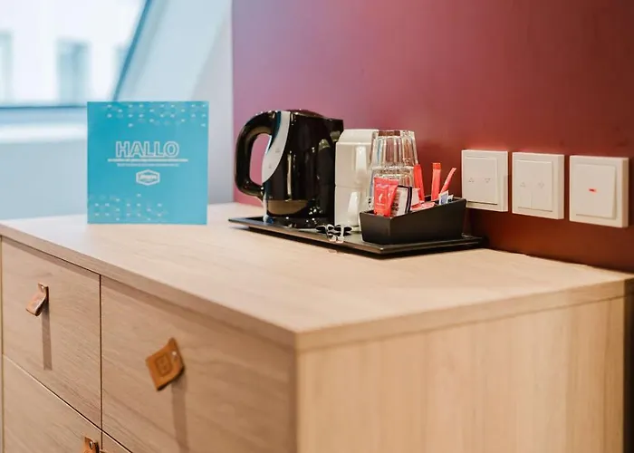Hampton By Hilton West Hotel 3*
