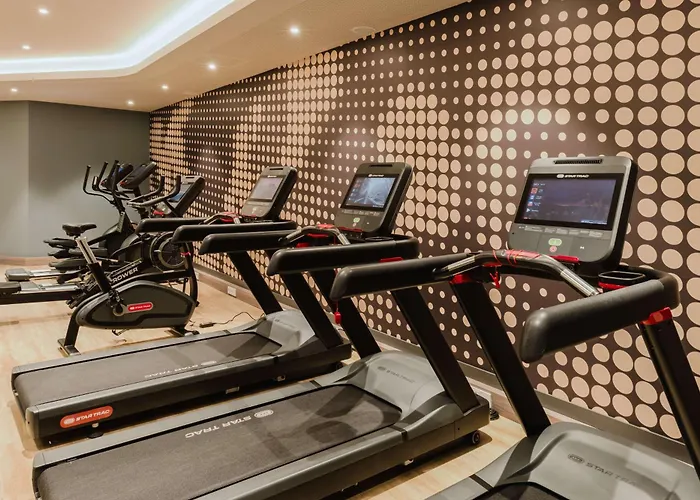Hampton By Hilton West Vienna